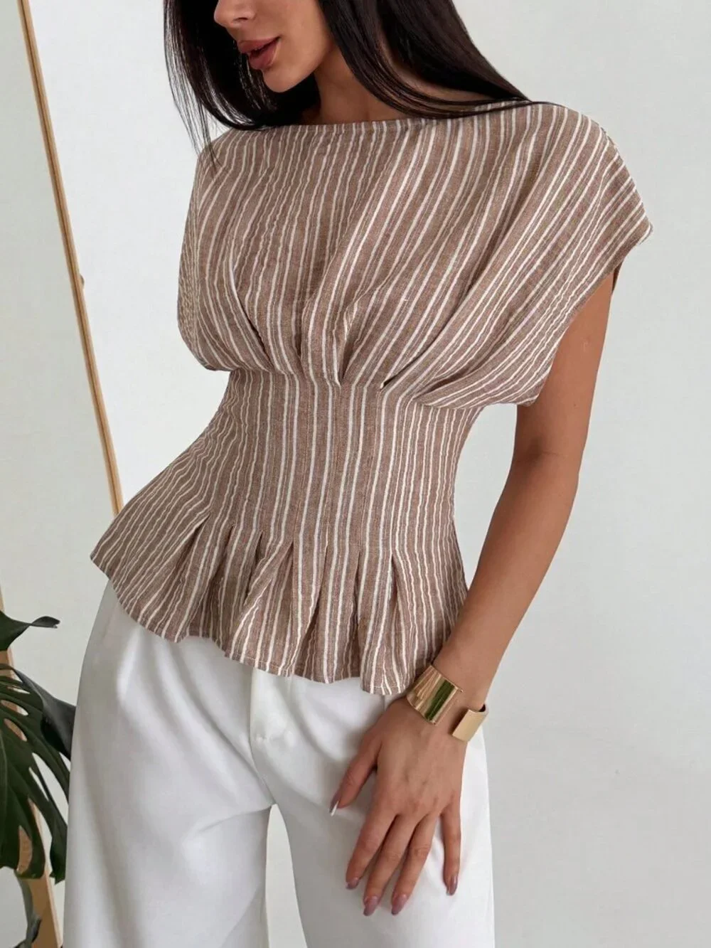 Apricot Casual Women's Round Neck Striped Short Sleeve Shirt with Cinched Waist